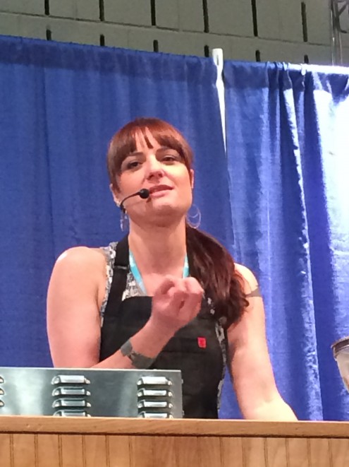 Simone from Zenbelly | healthylivinghowto.com